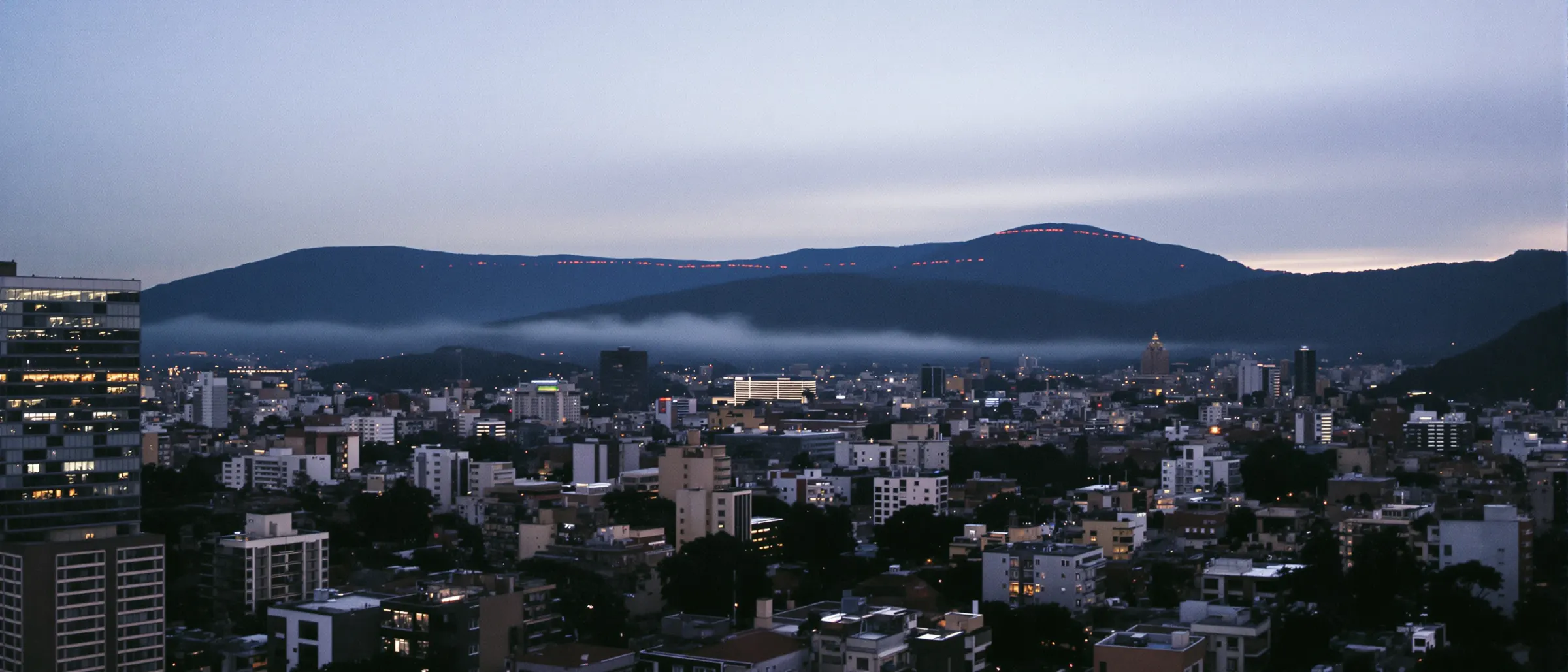 Bogotá al amanecer